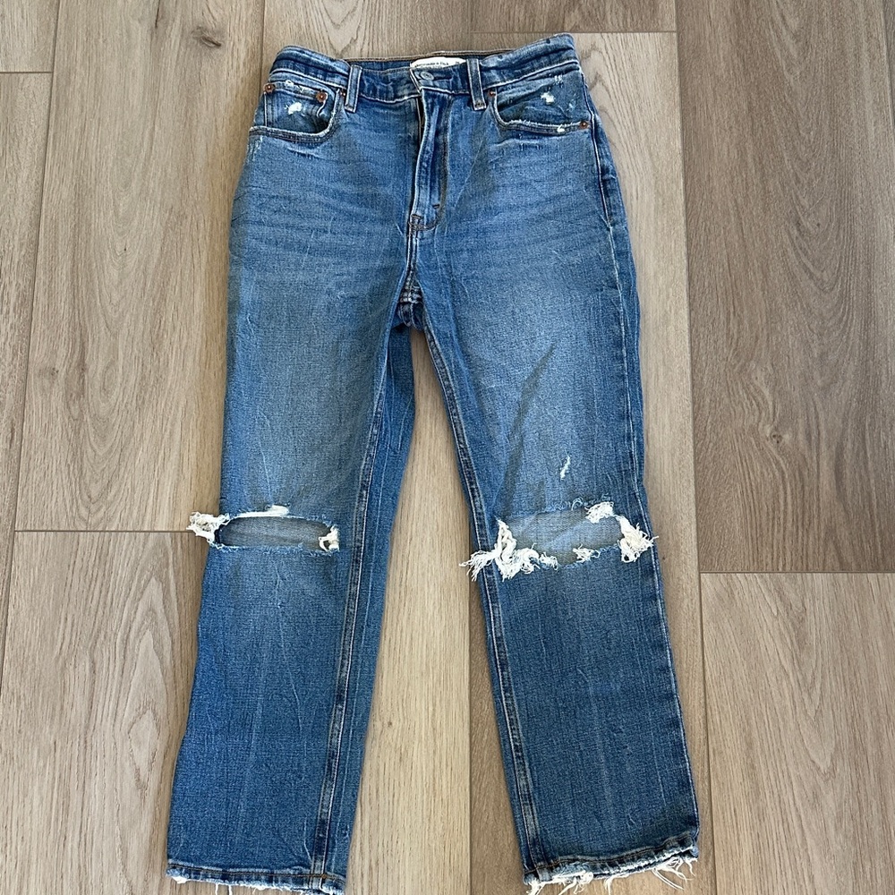 Abercrombie & Fitch The Ankle Straight Ultra High Rise Jeans